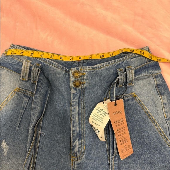 AsiSea belted distressed Jeans made in Columbia Sz 12/30 - Picture 6 of 13